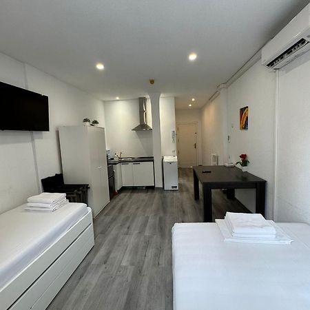 Estudio En Callao, 4 Personas Madrid Exteriör bild