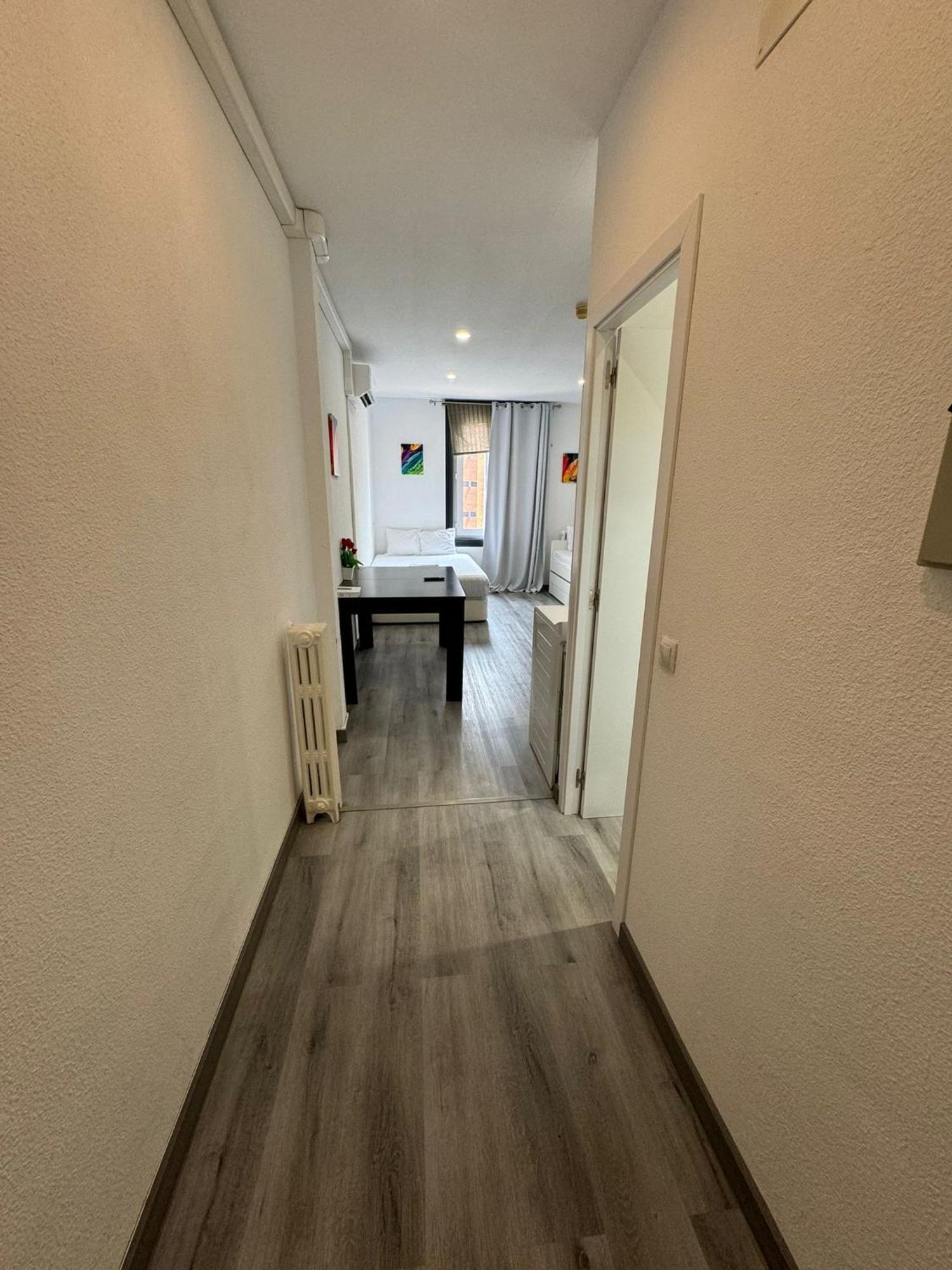 Estudio En Callao, 4 Personas Madrid Exteriör bild