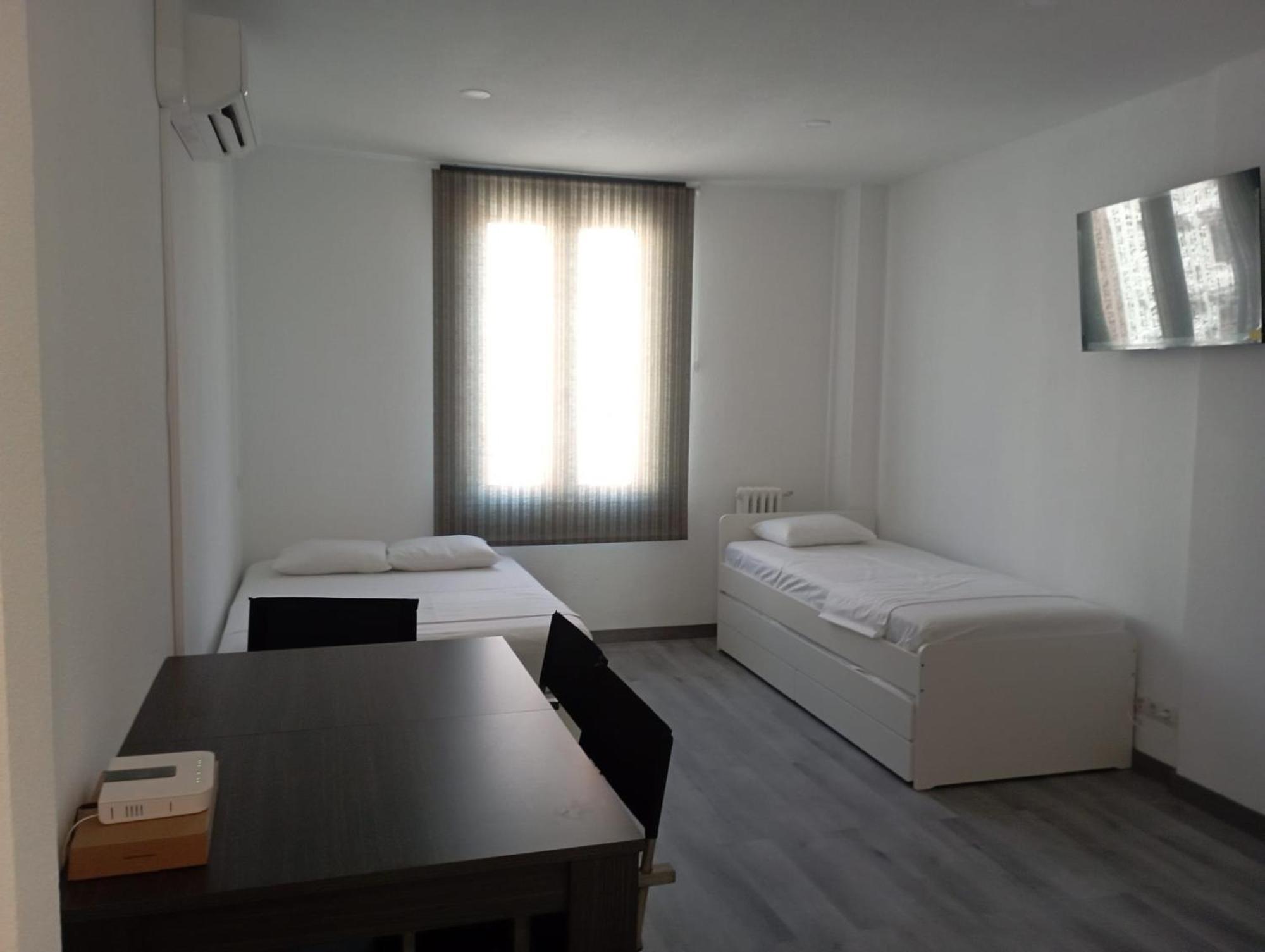 Estudio En Callao, 4 Personas Madrid Exteriör bild